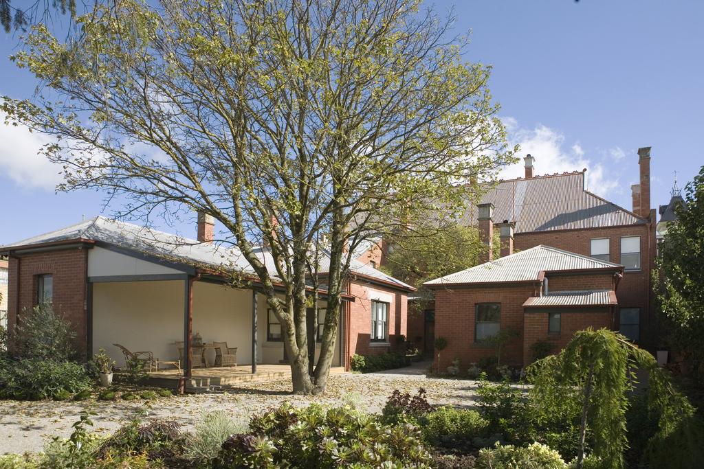 Mollisons Aparthotel Kyneton Exterior photo